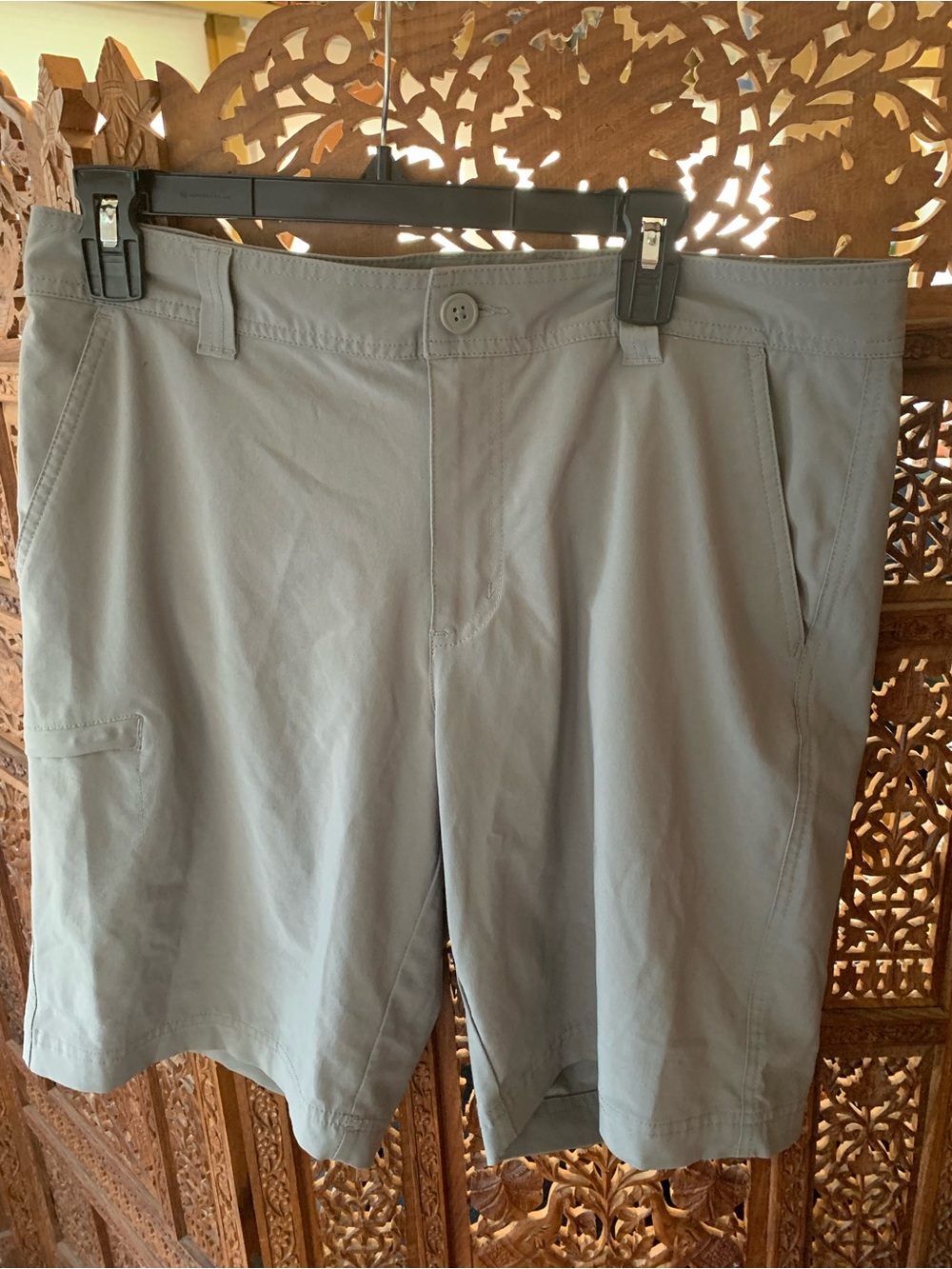 Columbia Light Gray Men's Hybrid Shorts